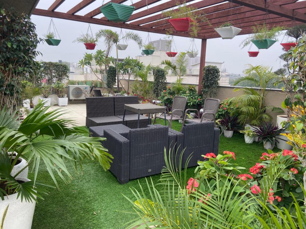 Art House Vasant Vihar New Delhi Panzió Kültér fotó